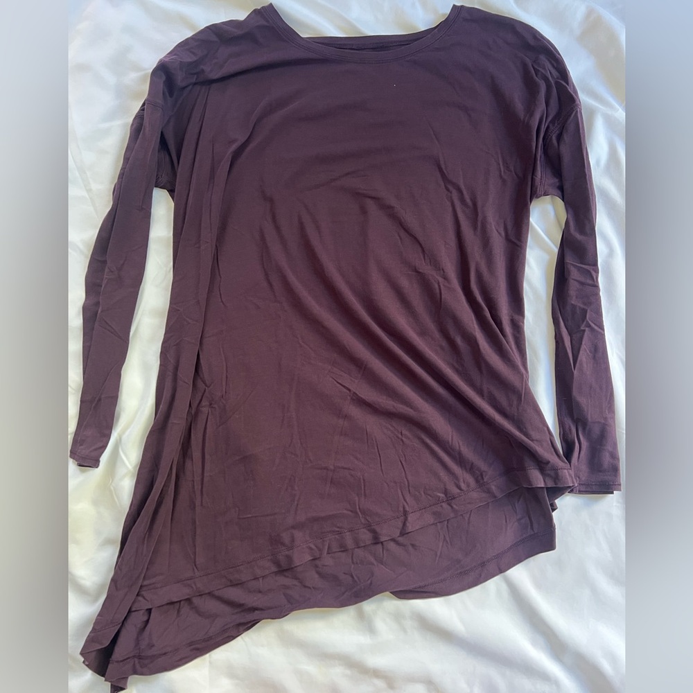 Lululemon Purple Long sleeve top with tapered bottom